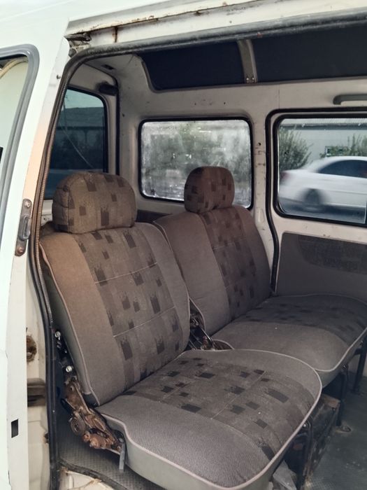 Moshina masla 6 oy oldin motordan chiqqan yangi mayor quyilgan