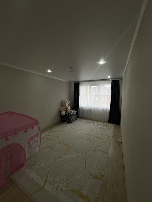 продам 3-ех комнатную квартиру