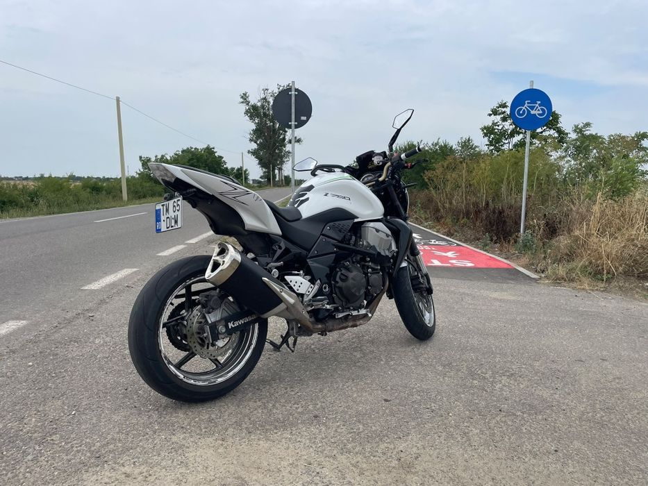 Vând Kawasaki Z750L 2008 injecție cu posibilitate de Rate