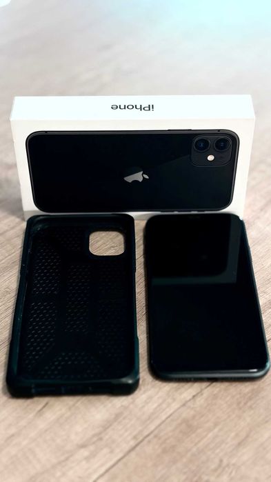 iPhone 11, 128 GB / negru / 81% - stare foarte bună
