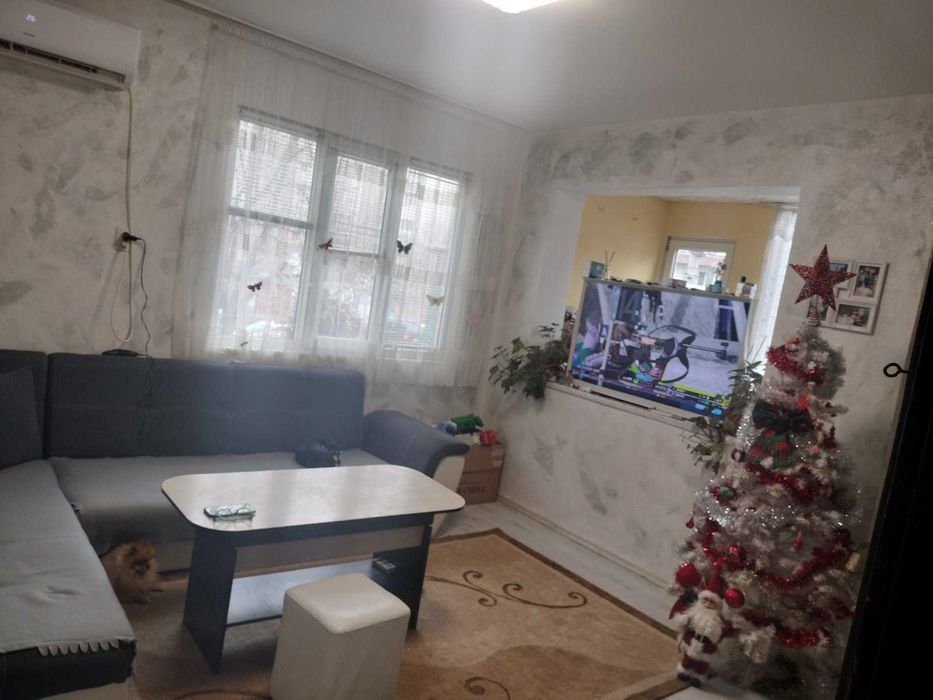 Продава се Етаж от къща в Пазарджик, Запад - 101 кв.м за 523 €/кв.м - Снимка #1