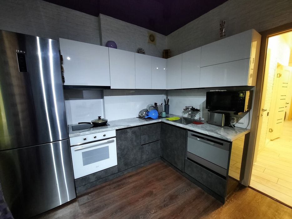 3к квартира, Бажова 57