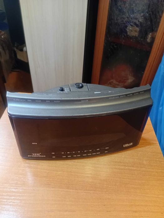 продам Электронные часы