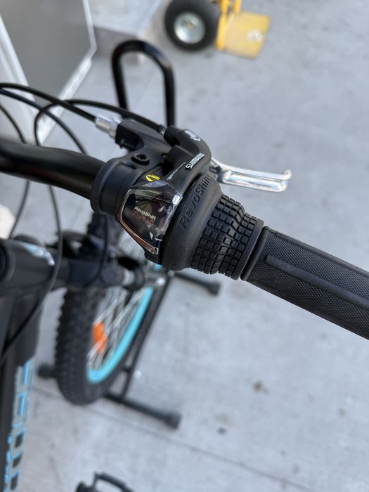 НОВ алуминиев юношески велосипед CROSS SPEEDSTER 24 цола