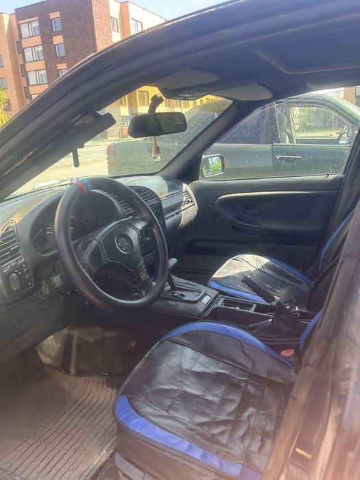 Продаю bmw e36 318i