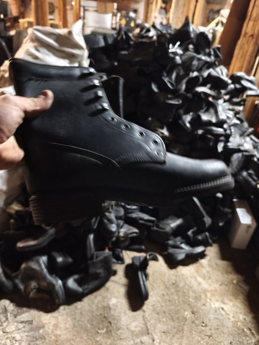 Кубинки военни стария образец,много бройки,различни номерации.