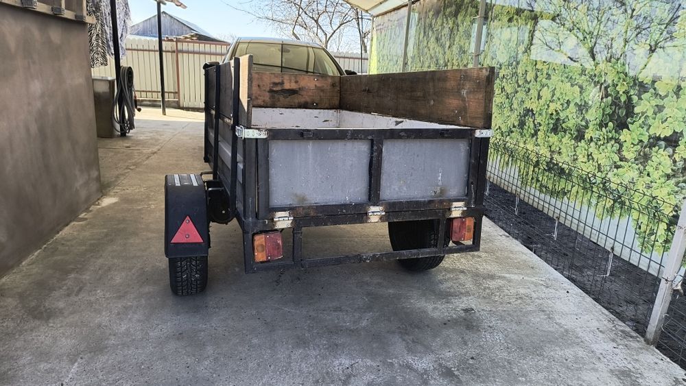 Vând remorca auto ne înscrisă