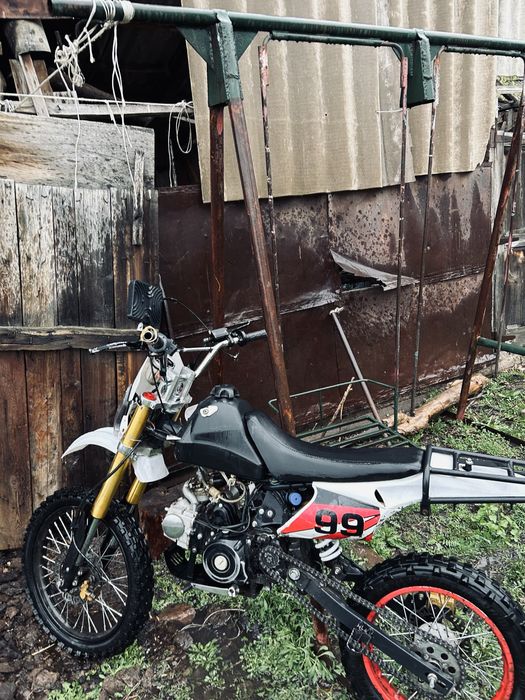 Мотоцикл пидбайк 125куб