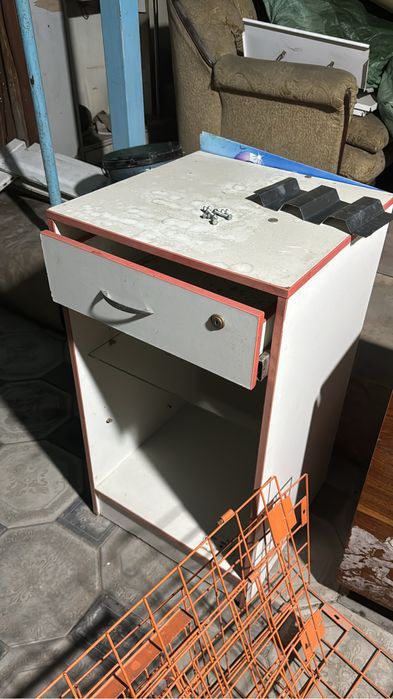 Полки для магазина
