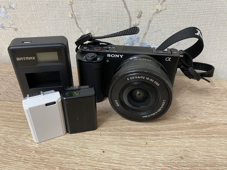 Продам Sony ZV E10 body