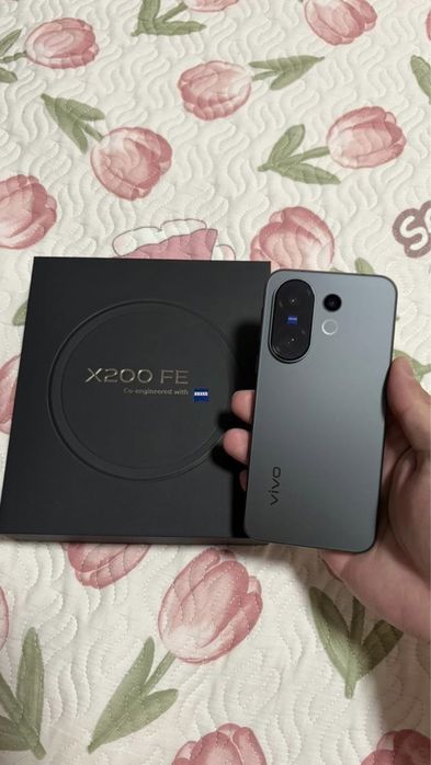 Vivo X200 FE 12/512