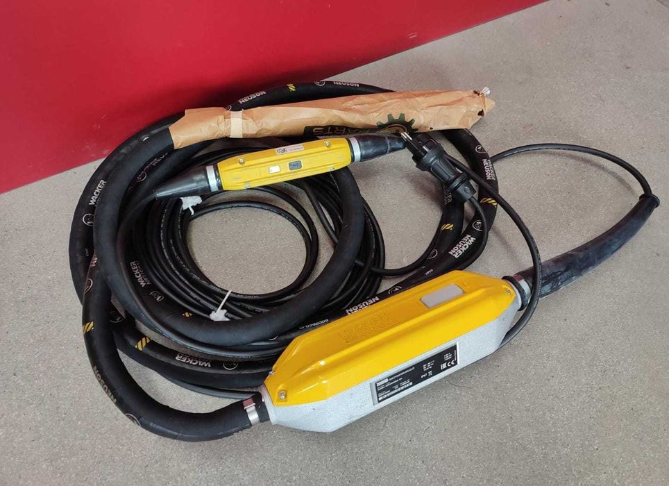 Vibrator de beton cu convertizor Wacker Neuson IRFU 45-58-65/230/5