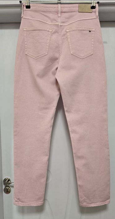 Дамски оригинални дънки.  TOMMY HILFIGER