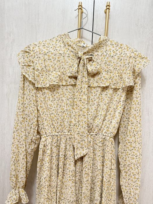 Платье с цветочным принтом