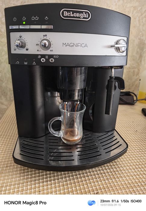 Delonghi ESAM 3000.B Magnifica Eco