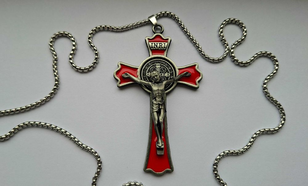 Cruce cu lant , 3 modele diferite