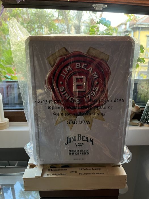 Продавам рекламни аксесоари