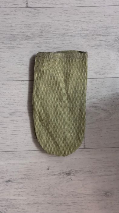 Новые брезентовые рукавицы