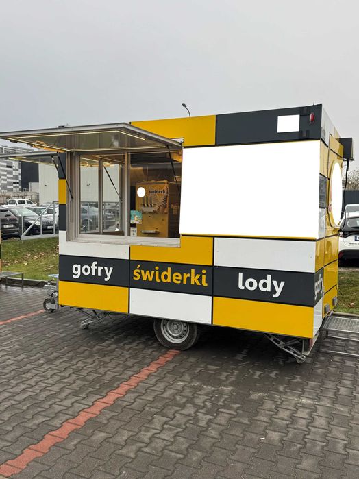 Rulota / food truck cu sau fara echipamente pruductie inghetata