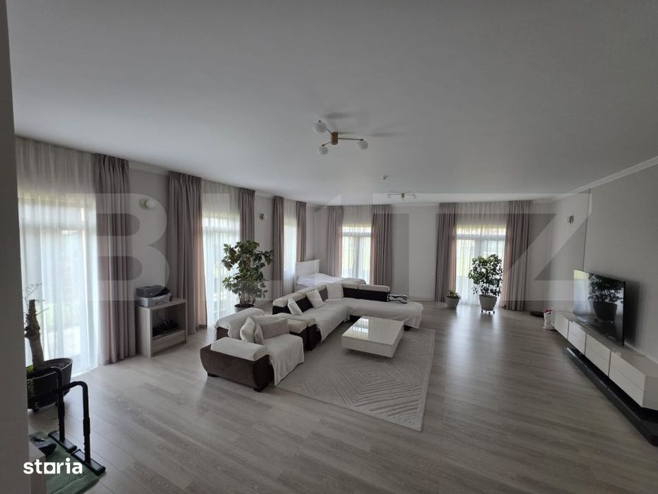 Vila de vanzare, 380 mp, zona Reghin