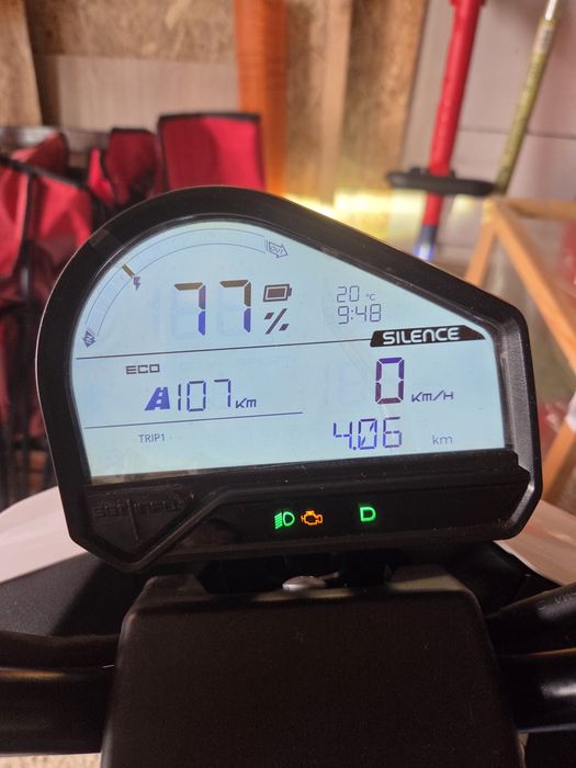 Scuter electric nou Silence