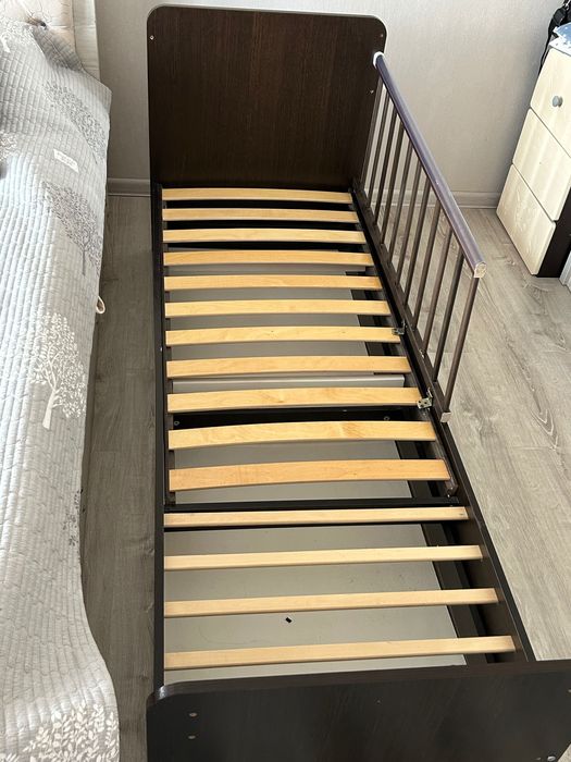 Детский кровать бортик