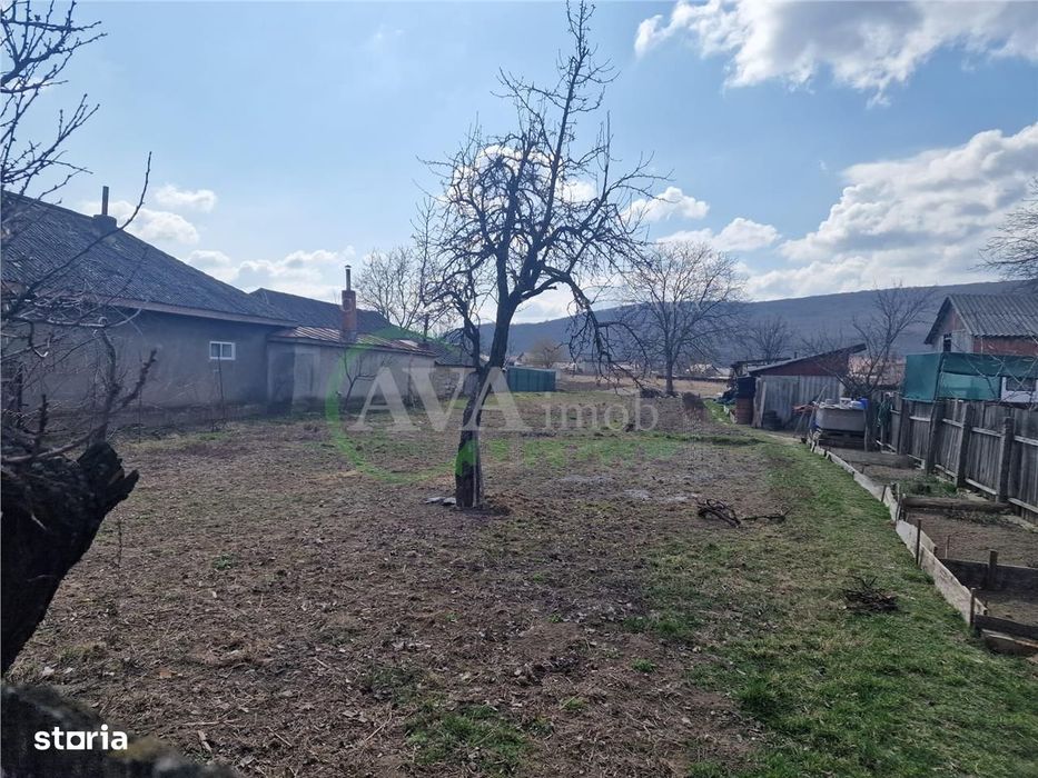 Teren intravilan 2000 mp, deschidere 15,8 ml, zona Hemeius