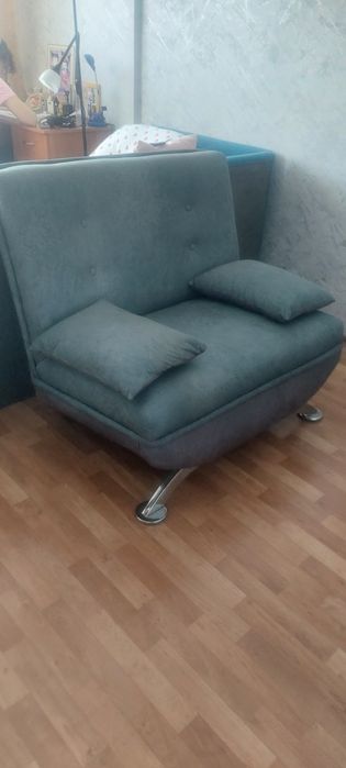 Продам кресло б/у