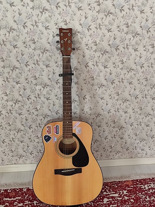 Гитара акустикалық