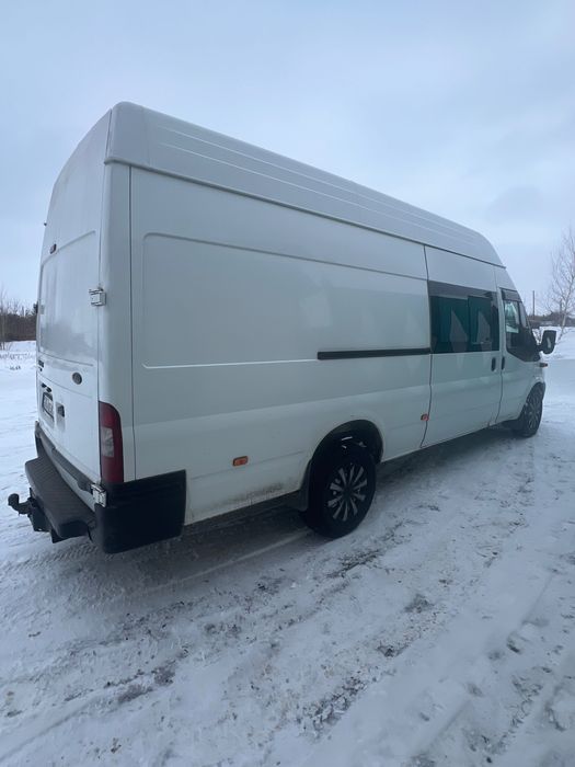 Микроавтобус Форд