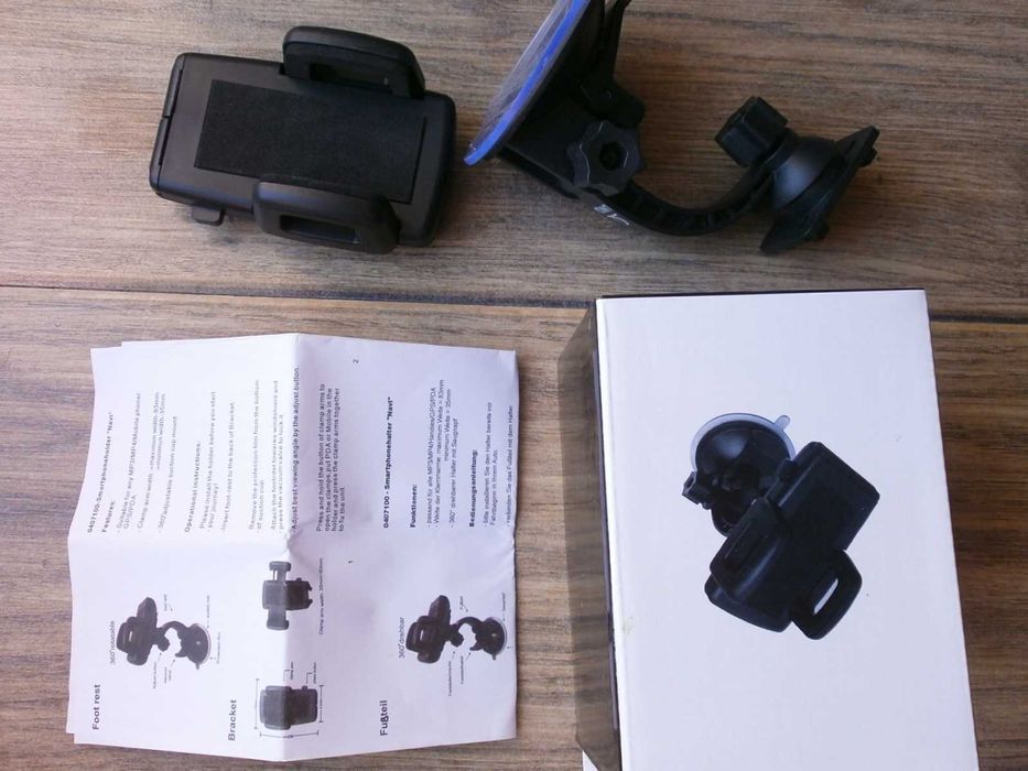 Нови Аксесоари за смартфон за кола Универсално Зарядно 2хUSB и Поставк