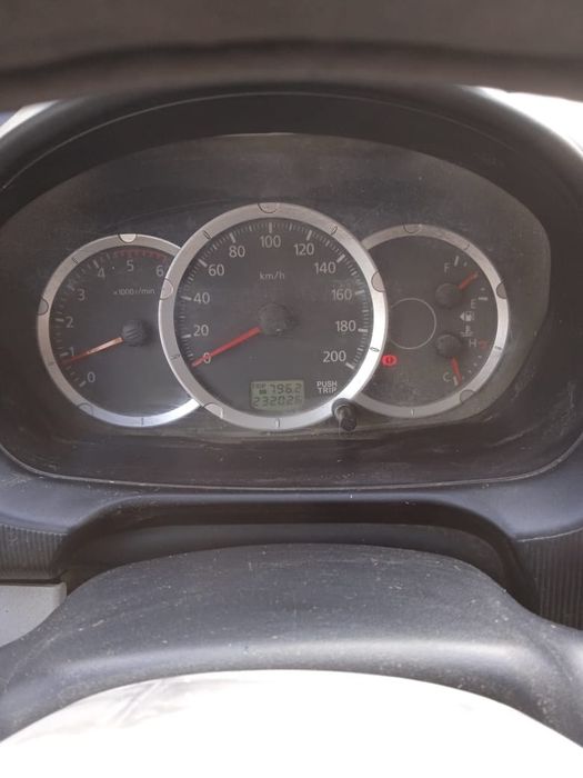 Митсубиси L200 пикап