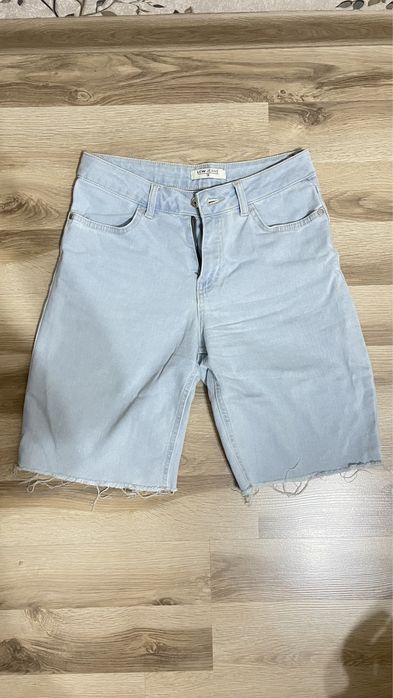 Джинсовые шорты женские