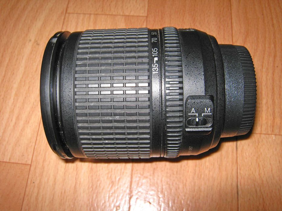 Продавам обектив Nikkor 18-135mm f/3.5-5.6G ED-IF