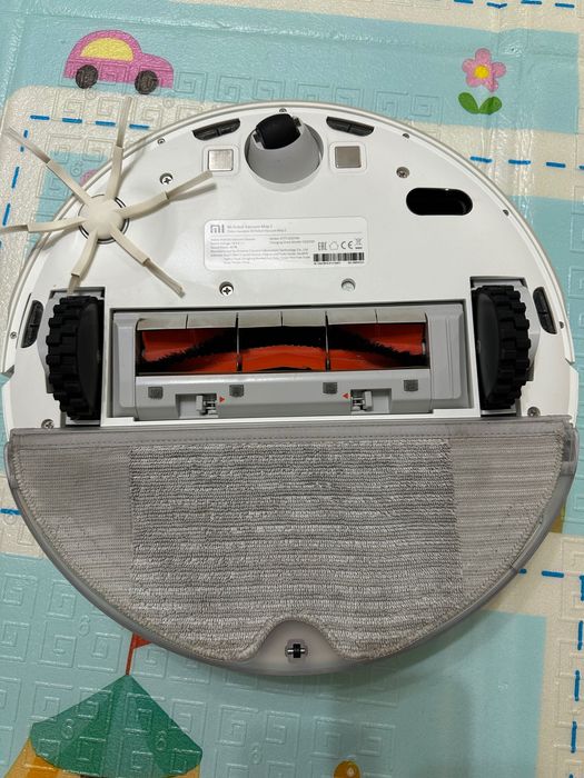 Продам Робот-пылесос Xiaomi Mi Robot Vacuum Mop 2