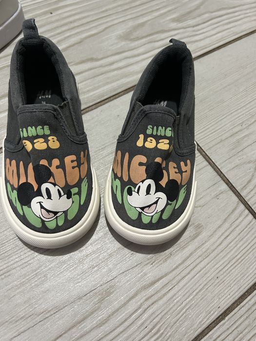 Tenisi H&m marimea 24