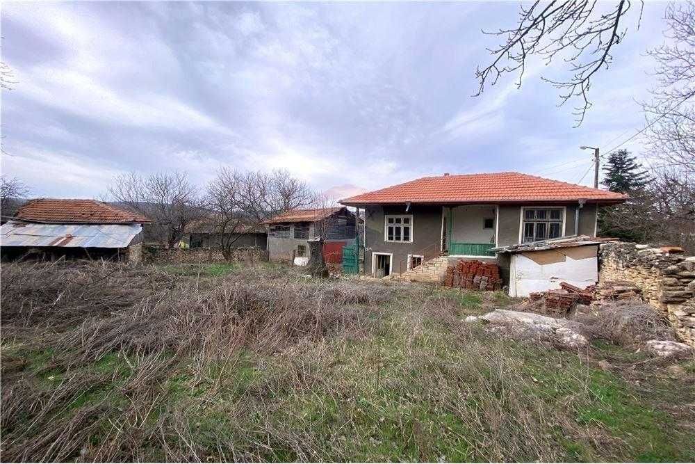 Продава се Къща в Разград, Бели Лом - 30 кв.м за 850 €/кв.м - Снимка #17
