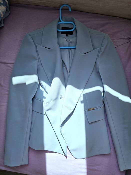 Панталон, сако junona и дънки Calvin