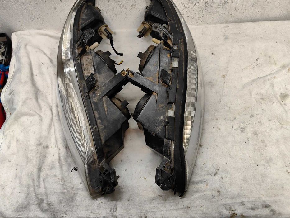 Оригинални  фарове  Опел Вектра  Opel Vectra