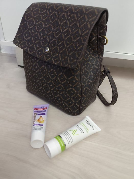 Продам все за 1500