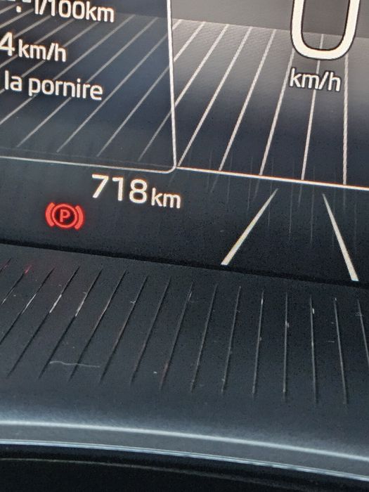 Vând cauciucuri vară 185/65 R15