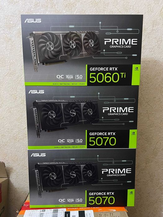 ASUS - 8GB GeForce RTX5060 TUF Gaming OC GDDR7