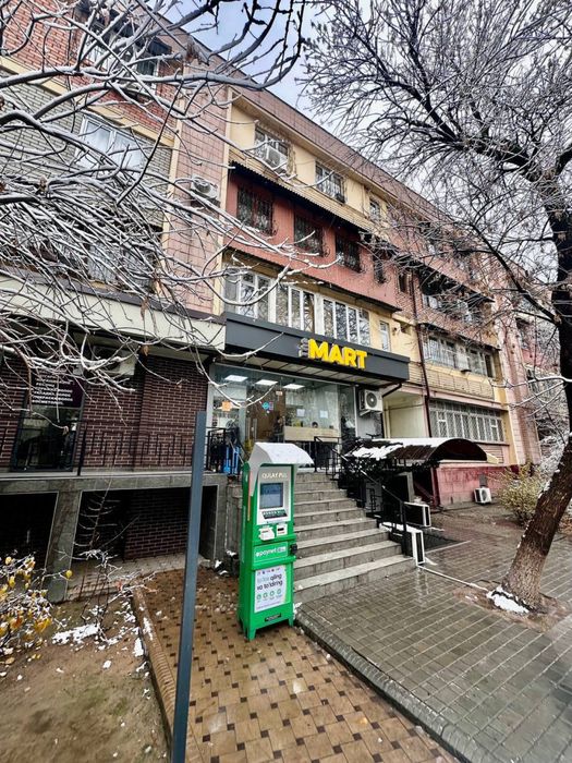 Тушизга кирган уй шу булади 1 хона Комфорт идеально