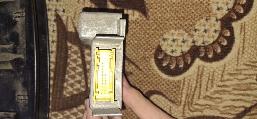 Продавам останали части от форд ескорт 1.4 1996