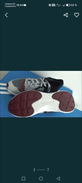 Vind Adidas Nike 43