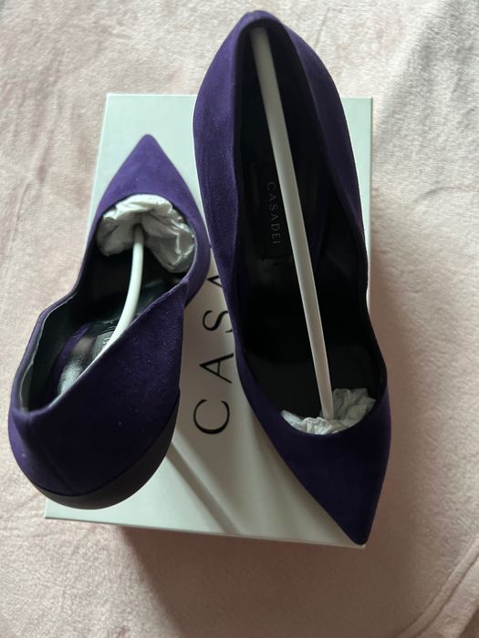 Pantofi CASADEI din piele, nepurtati.