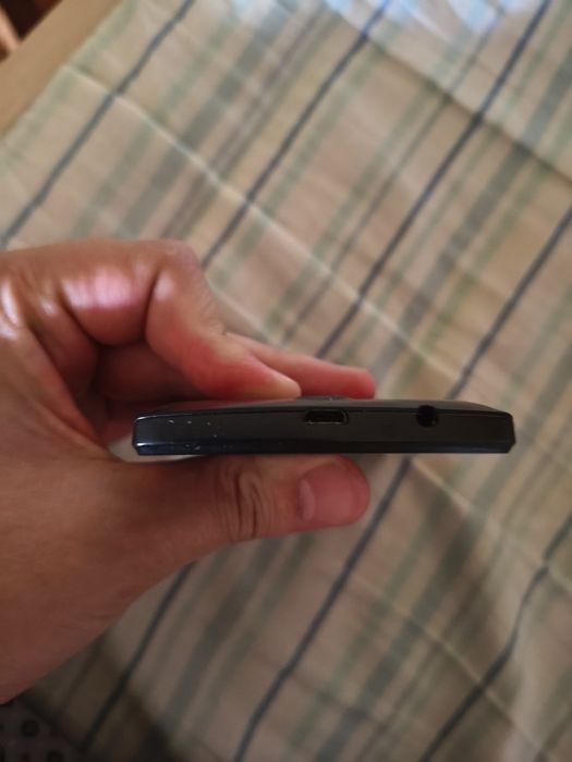 Продам смартфон Lenovo A2010-a
