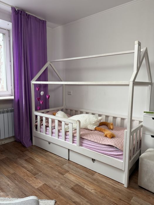 Кровать домик детская