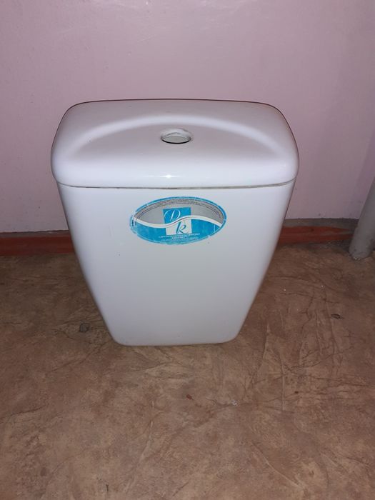 бачок от унитаза