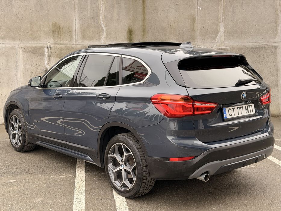 BMW X1 2.0 150cp Head-ul/Panoramic/Faruri led/ Scaune incalzite